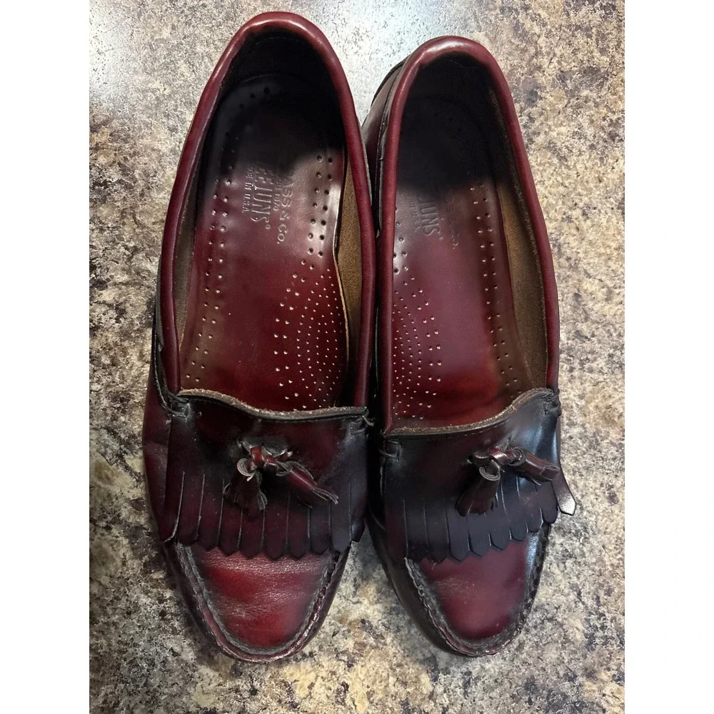 GH Bass Weejuns Mens 8.5 Burgundy Leather Kiltie Tassel Loafers Made in USA